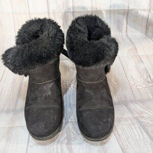Juicy Couture Black Faux Fur & Suede Moccasin Boots with Logo Ribbon Tie Size 7